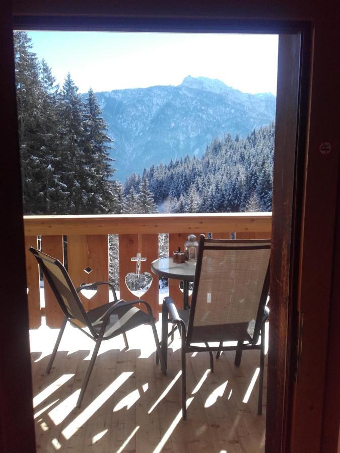 Bed & Breakfast Dolomiti Bey Haus Pinter Assling Esterno foto