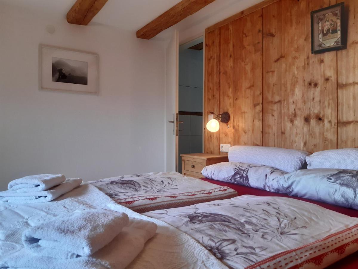 Bed & Breakfast Dolomiti Bey Haus Pinter Assling Esterno foto
